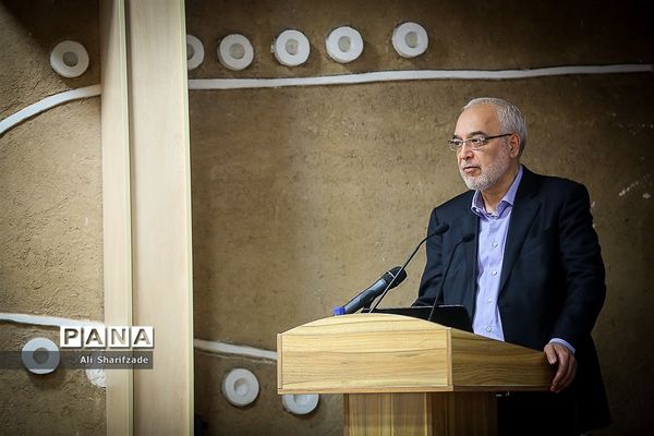 نشست مشترک شورای معاونین و مدیران کل حوزه ستادی وزارت آموزش و پرورش