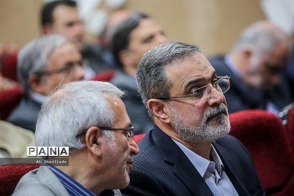 نشست مشترک شورای معاونین و مدیران کل حوزه ستادی وزارت آموزش و پرورش