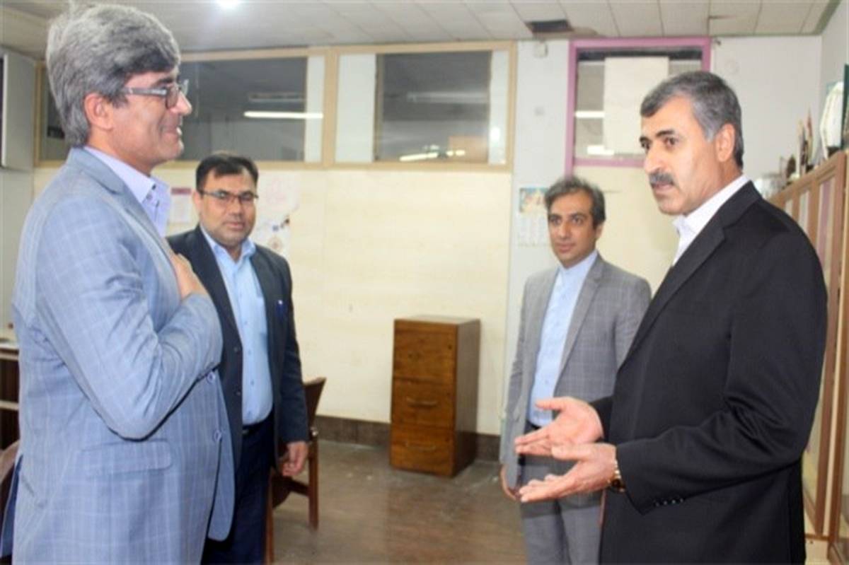 بازدید مدیر کل آموزش و پرورش استان بوشهر از دوائرداخلی اداره کل ( 1 )