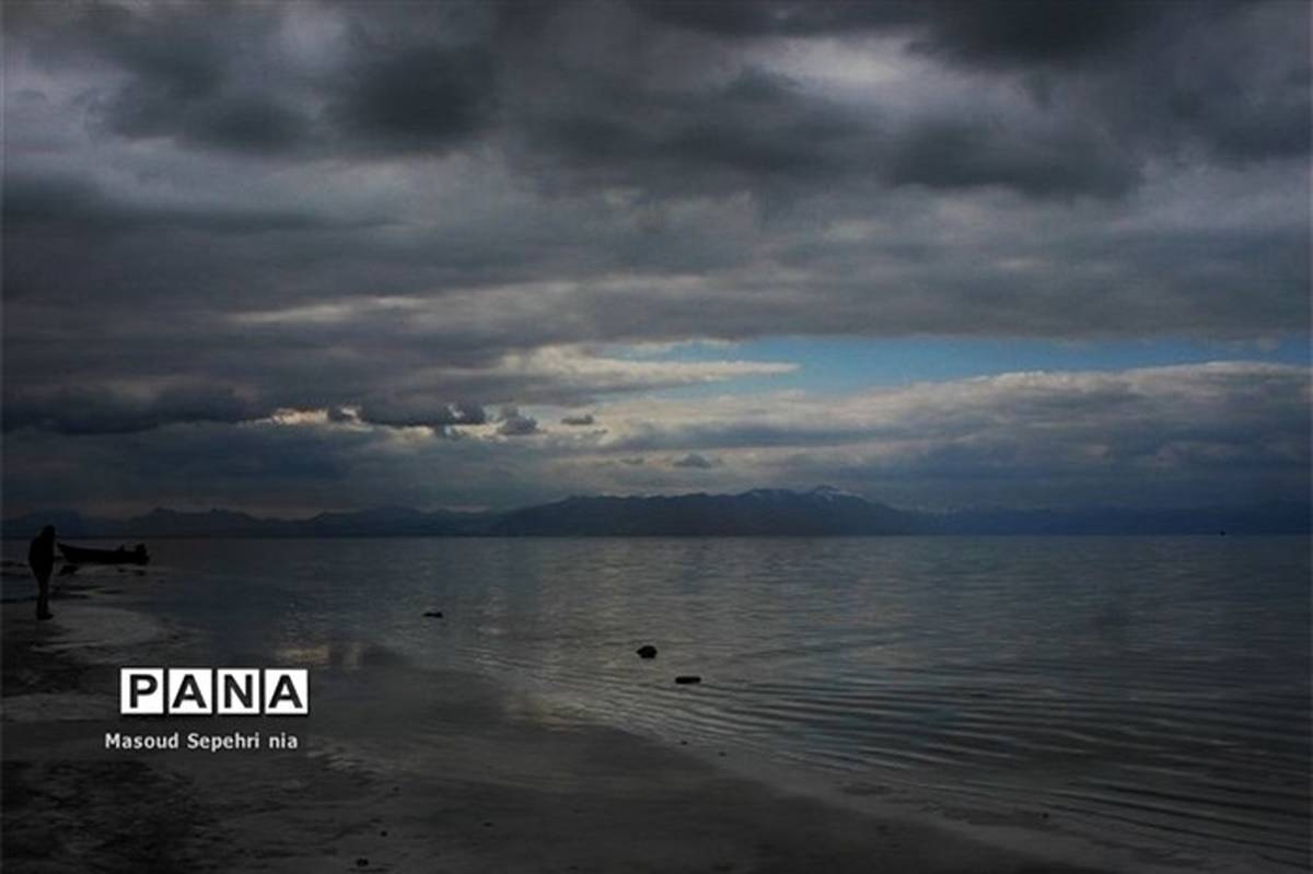 رئیس سازمان حفاظت محیط زیست: دریاچه ارومیه قابل احیاست