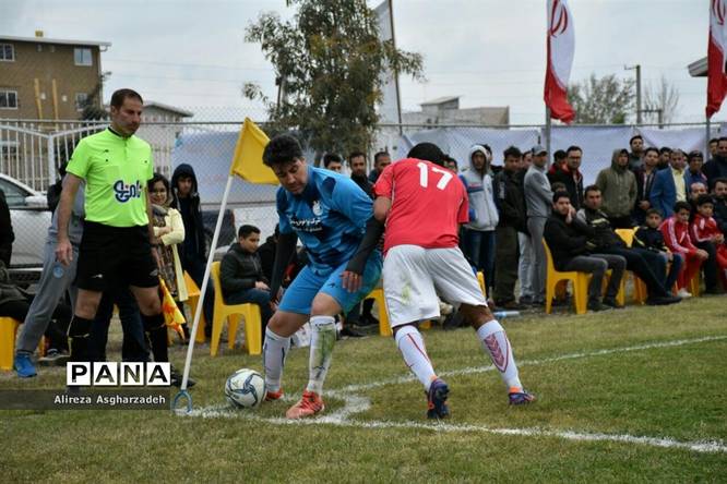 مسابقات فوتبال چهارجانبه پیشکسوتان یادواره شهدا و مدافع حرم بابلسر