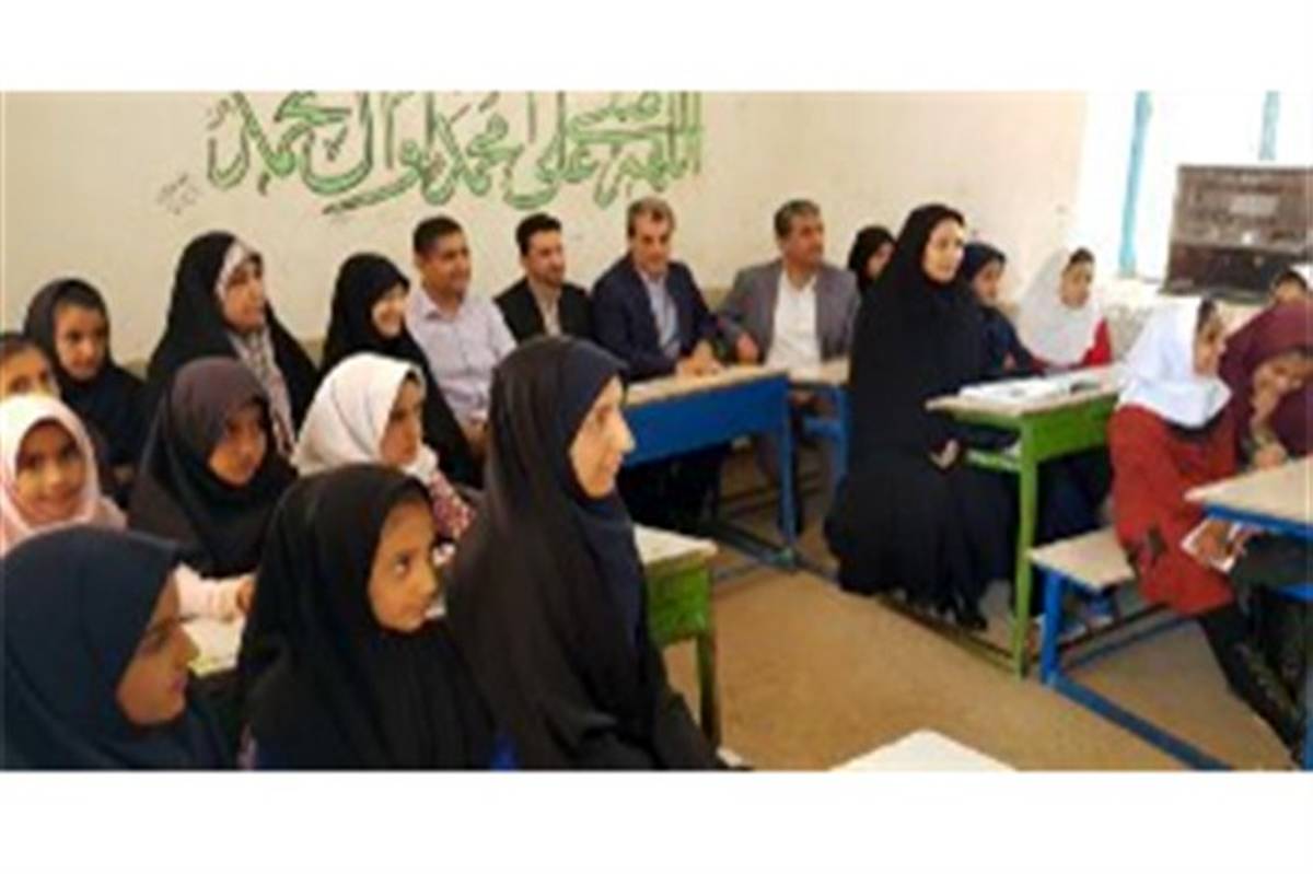 مدیرکل آموزش و پرورش خوزستان: تحصیل دختران از اولویت های مهم آموزش و پرورش خوزستان است