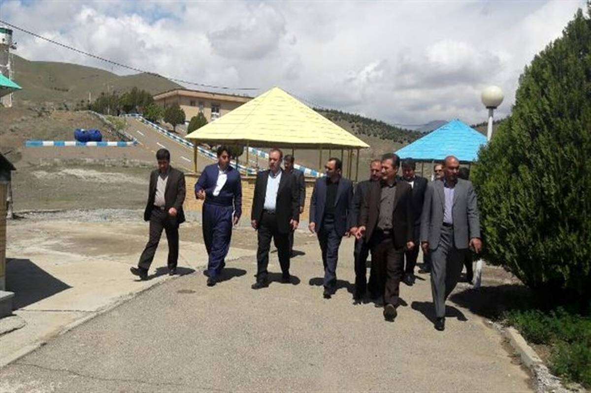 بازدید معاون سیاسی ، امنیتی و اجتماعی استانداری کردستان به همراه مدیران استانی از اردوگاه وحدت سنندج