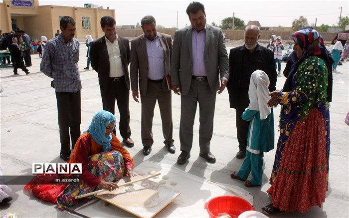 برگزاری جشنواره خاتم شناسی در آموزشگاه شهید مدنی  خاتم