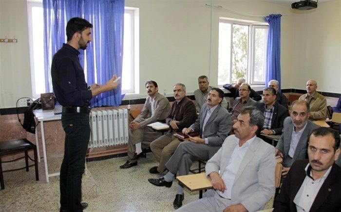کارگاه توانمند سازی مدیران مدارس شبانه روزی استان کردستان برگزار شد