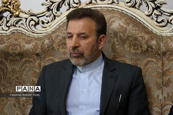 دیدار رئیس دفتر رئیس جمهور با خانواده های شهیدان مدافع حرم و جانبازان سرافراز اسلام و کارگر نمونه سال 96