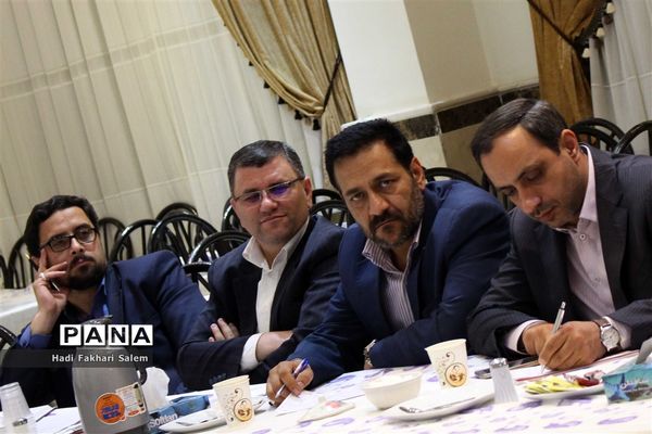 نشست معاونین پرورشی شهرستانهای استان تهران پیرامون پایگاههای اوقات فراغت