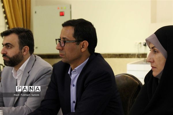 نشست معاونین پرورشی شهرستانهای استان تهران پیرامون پایگاههای اوقات فراغت