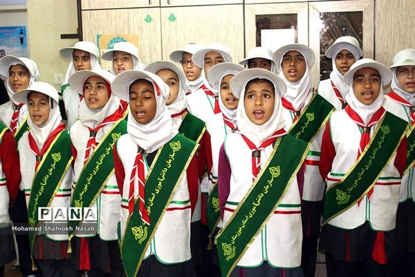 دیدار دانش آموزان پیشتاز شهرستان کارون با مسئولین سازمان دانش آموزی استان خوزستان