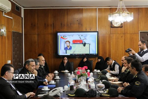 دیدار سردار رحیمی با معلمان نمونه شهر تهران