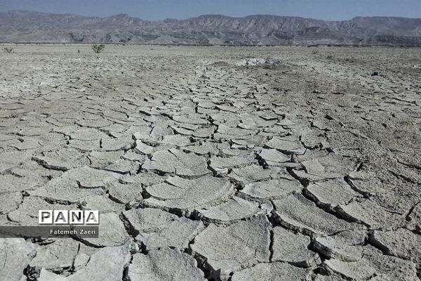 لامِرد خشک غرق در خشکسالی