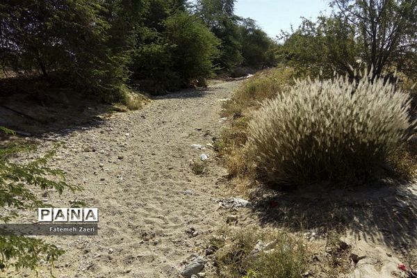 لامِرد خشک غرق در خشکسالی