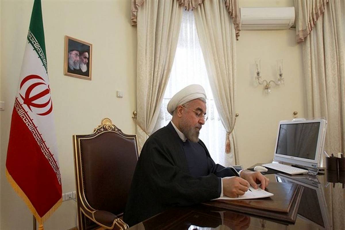 روحانی درگذشت مادر شهیدان سبکتکین را تسلیت گفت