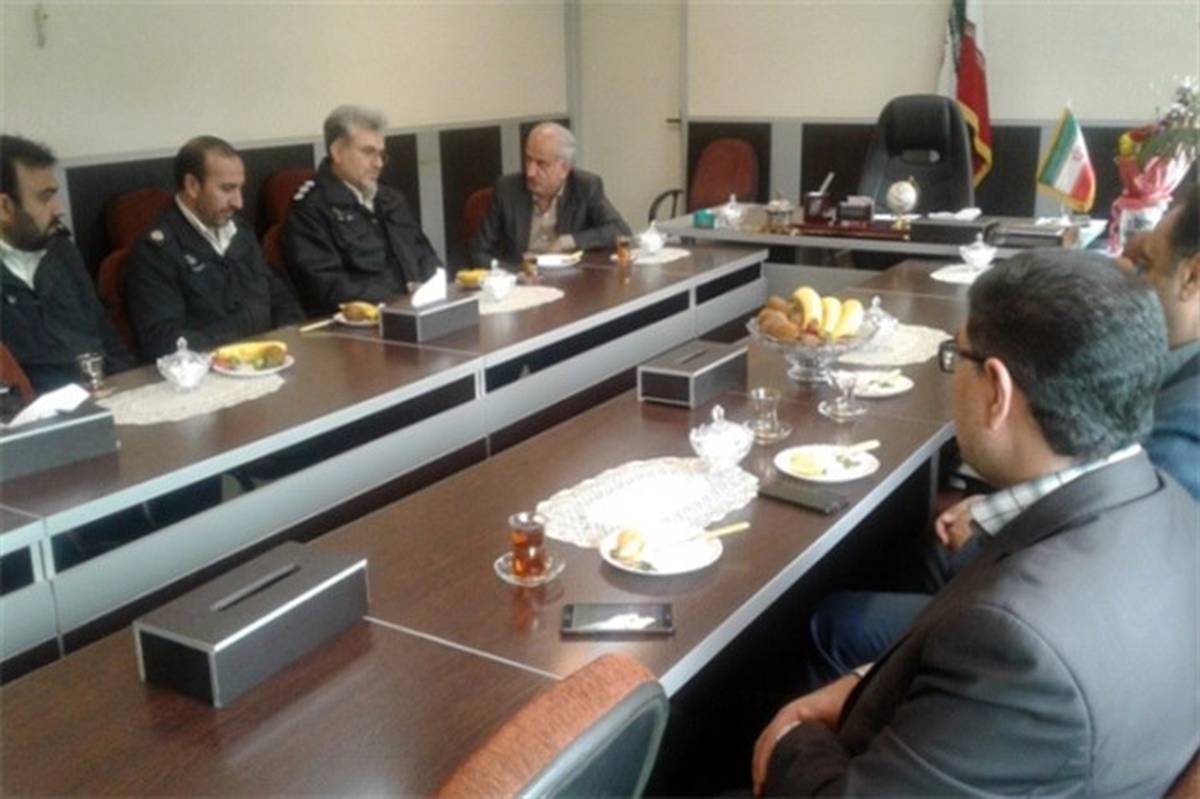 دیدار فرمانده نیروی انتظامی شهرستان اسلامشهر با مدیر آموزش و پرورش