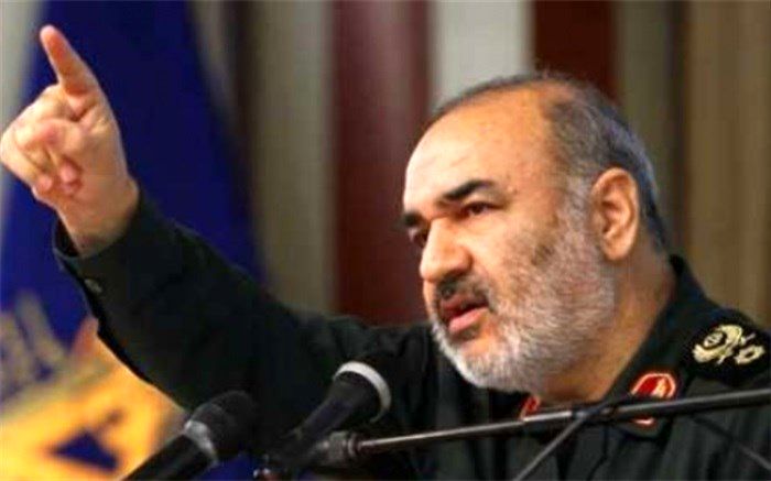 سردار سلامی: گزینه نظامی علیه ایران مطرح نیست، راهکار دشمن تحریم اقتصادی است