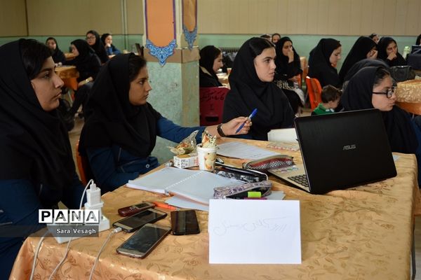 استارت آپی در هنرستان دخترانه گلشن شهریار