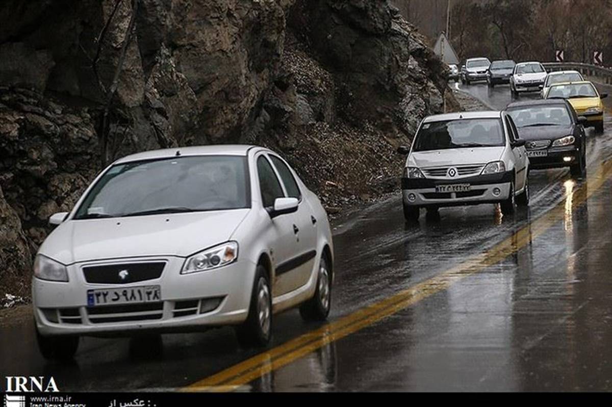 بارش باران در محورهای استان کرمانشاه و خراسان رضوی