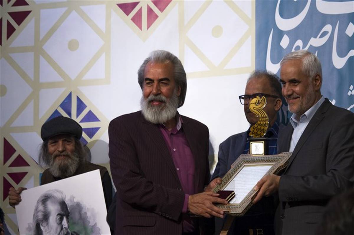 افتتاحیه جشنواره حسنات با تقدیر از همایون اسعدیان و حسن اکلیلی برگزار شد