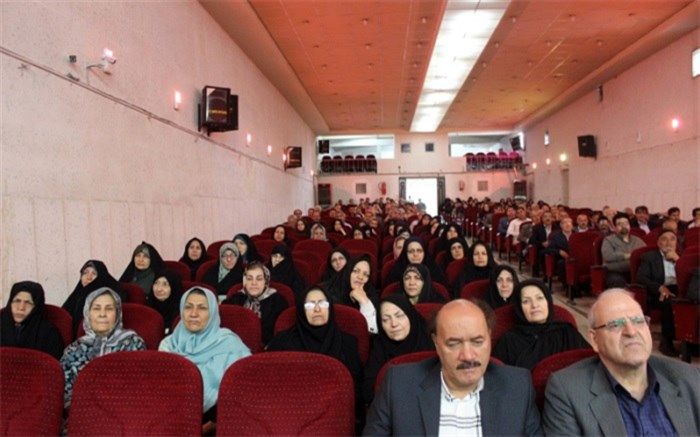 جامعه امروز، آیینه تمام نمای تجربیات پیشکسوتان دیروز است