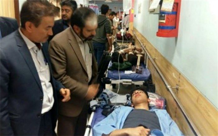 دانش آموزان بروجردی اعزامی به مسابقات فرهنگی هنری لرستان دچار سانحه رانندگی شدند