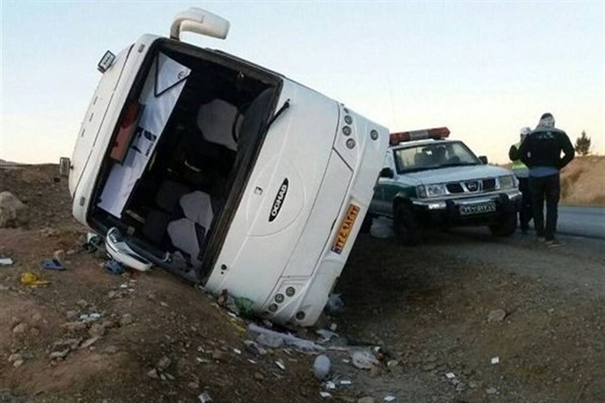 6 کشته و 31مصدوم در تصادف دو دستگاه اتوبوس در اسلام‌آباد غرب