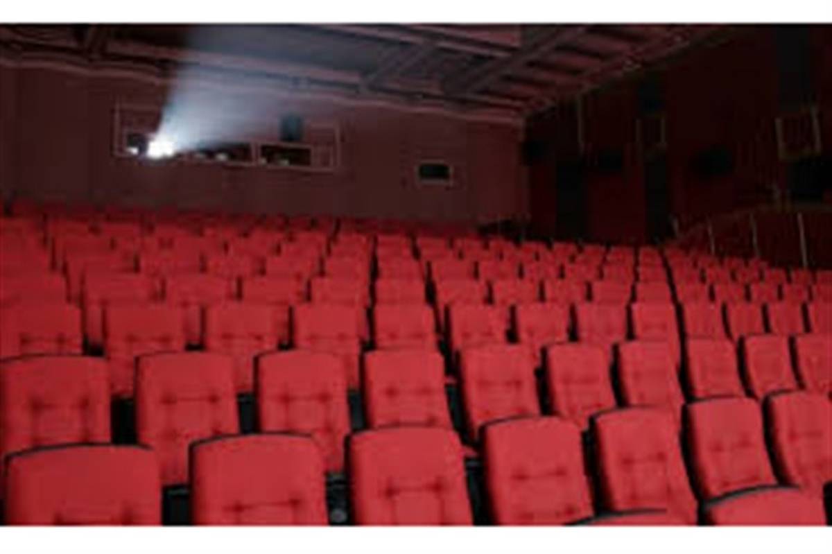 سینما زندگی با  زیر سقف دودی به استقبال رمضان می‌رود