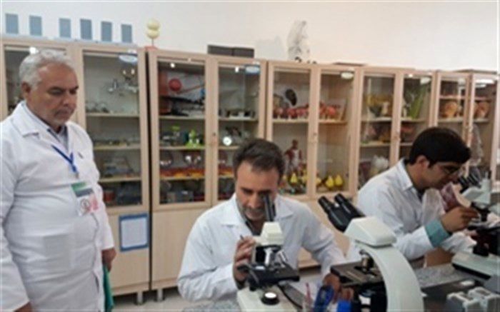 معاون آموزش متوسطه آموزش و پرورش کردستان خبر داد:  کسب رتبه دوم کشوری دبیران علوم تجربی استان کردستان در مسابقات آزمایشگاهی