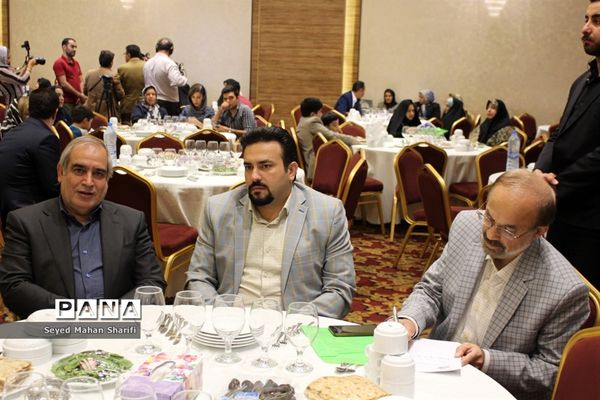 شانزدهمین همایش تجلیل از خانواده های اهداکننده عضو در استان البرز