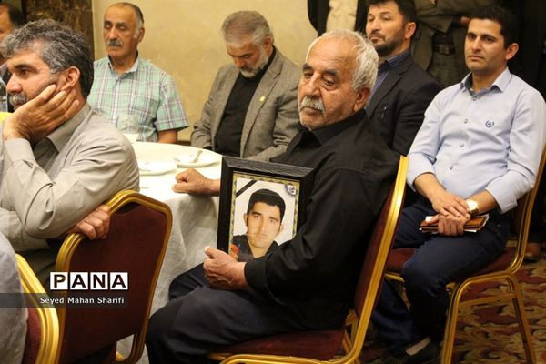 شانزدهمین همایش تجلیل از خانواده های اهداکننده عضو در استان البرز