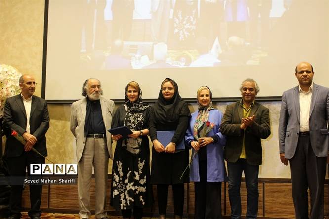 شانزدهمین همایش تجلیل از خانواده های اهداکننده عضو در استان البرز