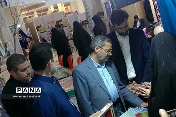 حضورعلیرضا کاظمی معاون پرورشی و فرهنگی وزارت آموزش و پرورش در نمایشگاه قرآن کریم