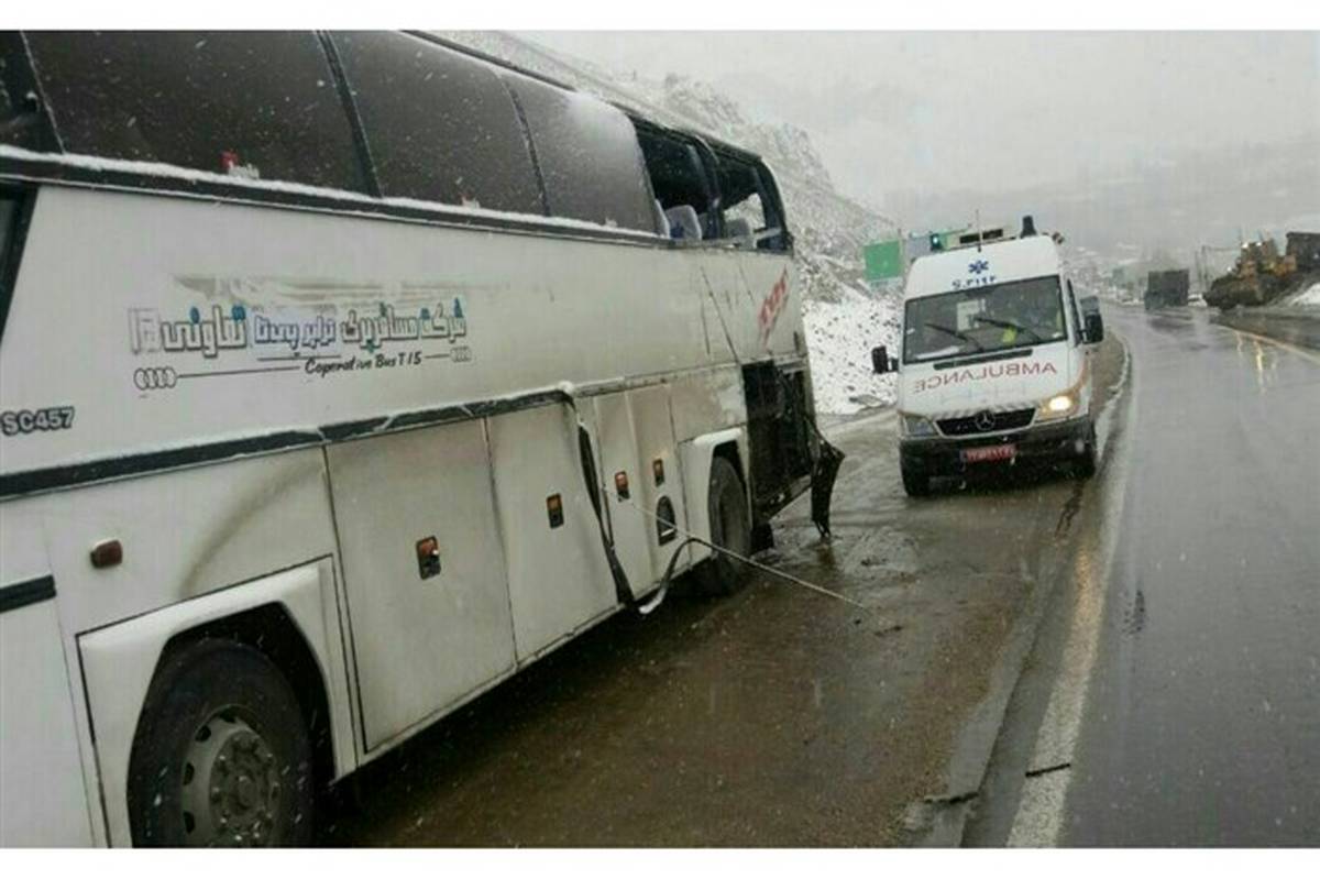 3 کشته و 14 مصدوم در واژگونی اتوبوس در یزد