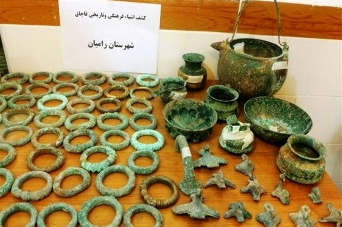 انهدام باند قاچاقچیان اشیاء عتیقه ۳ هزار ساله در رامیان