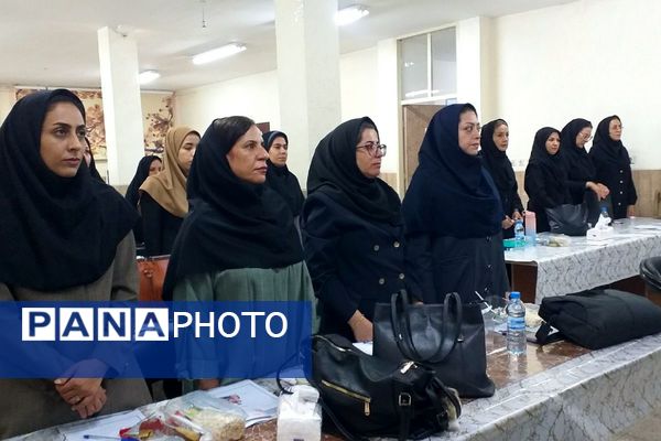 برگزاری کارگاه پیشگیری از آسیب‌های اجتماعی در دبیرستان شهید همت ملارد 