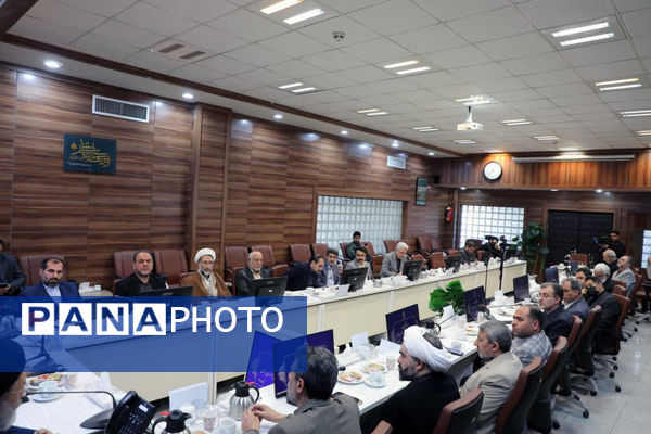 تحلیف اعضای هیئت منصفه جرایم سیاسی و مطبوعاتی استان خراسان رضوی