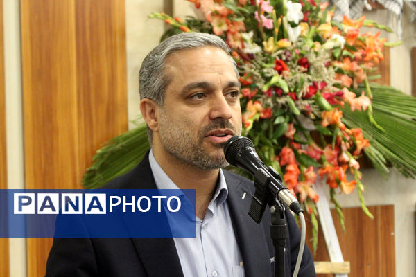 همایش معلم ماندگار در قم