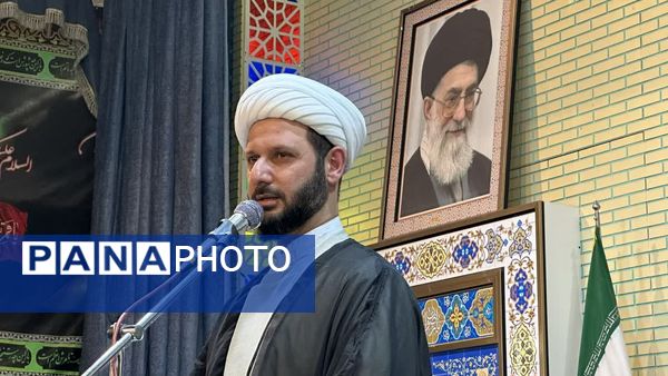   برگزاری جشن ایام‌الله دهه فجر همزمان با نماز جمعه بخش صفادشت با حضور پرشور مردم