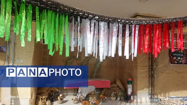 افتتاح نمایشگاه نبرد ناتمام در دبیرستان صدرا ابرکوه