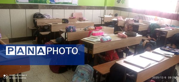 اجرای مانور زلزله در دبستان فرهنگ فرازمند