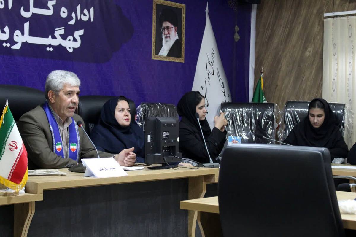 شوراهای دانش‌آموزی بستر تقویت روحیه مسئولیت‌پذیری و کار گروهی در مدارس هستند