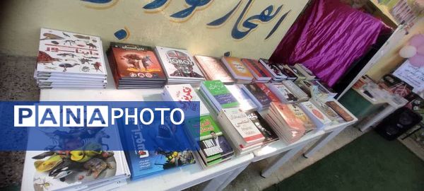 برگزاری مراسم شاهنامه‌خوانی و حافظ‌خوانی همراه با افتتاح نمایشگاه کتاب در مدرسه میلاد و کوثر نبی سعدآباد
