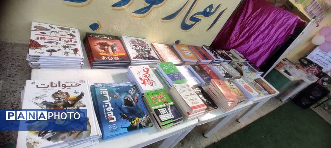 برگزاری مراسم شاهنامه‌خوانی و حافظ‌خوانی همراه با افتتاح نمایشگاه کتاب در مدرسه میلاد و کوثر نبی سعدآباد