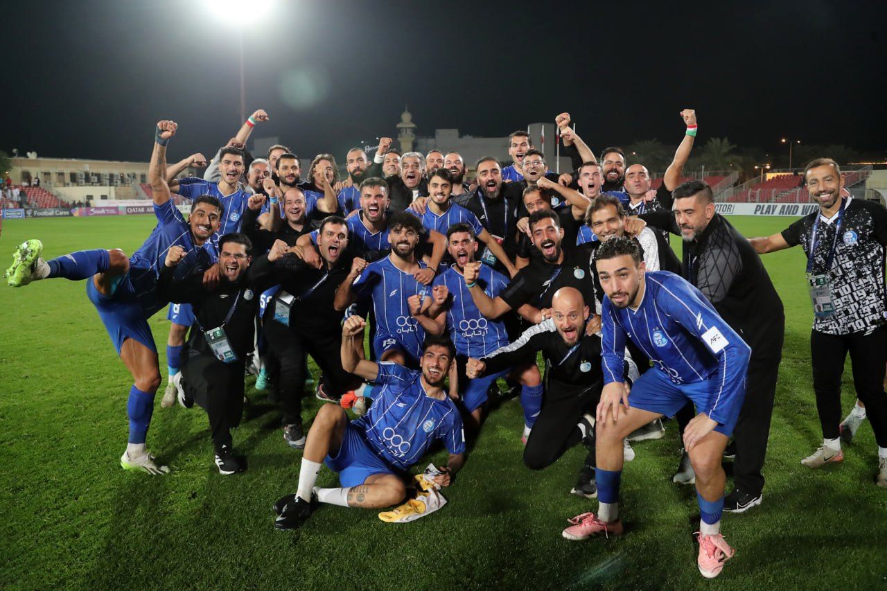 ترکیب استقلال در مصاف با یاران تارتار/بازوبند کاپیتانی بر بازوی حردانی