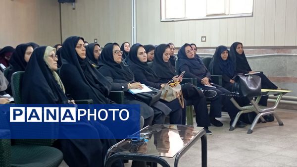 همایش تخصصی معماران آینده در آموزش و پرورش ناحیه 2 کرج و شهرستان فردیس