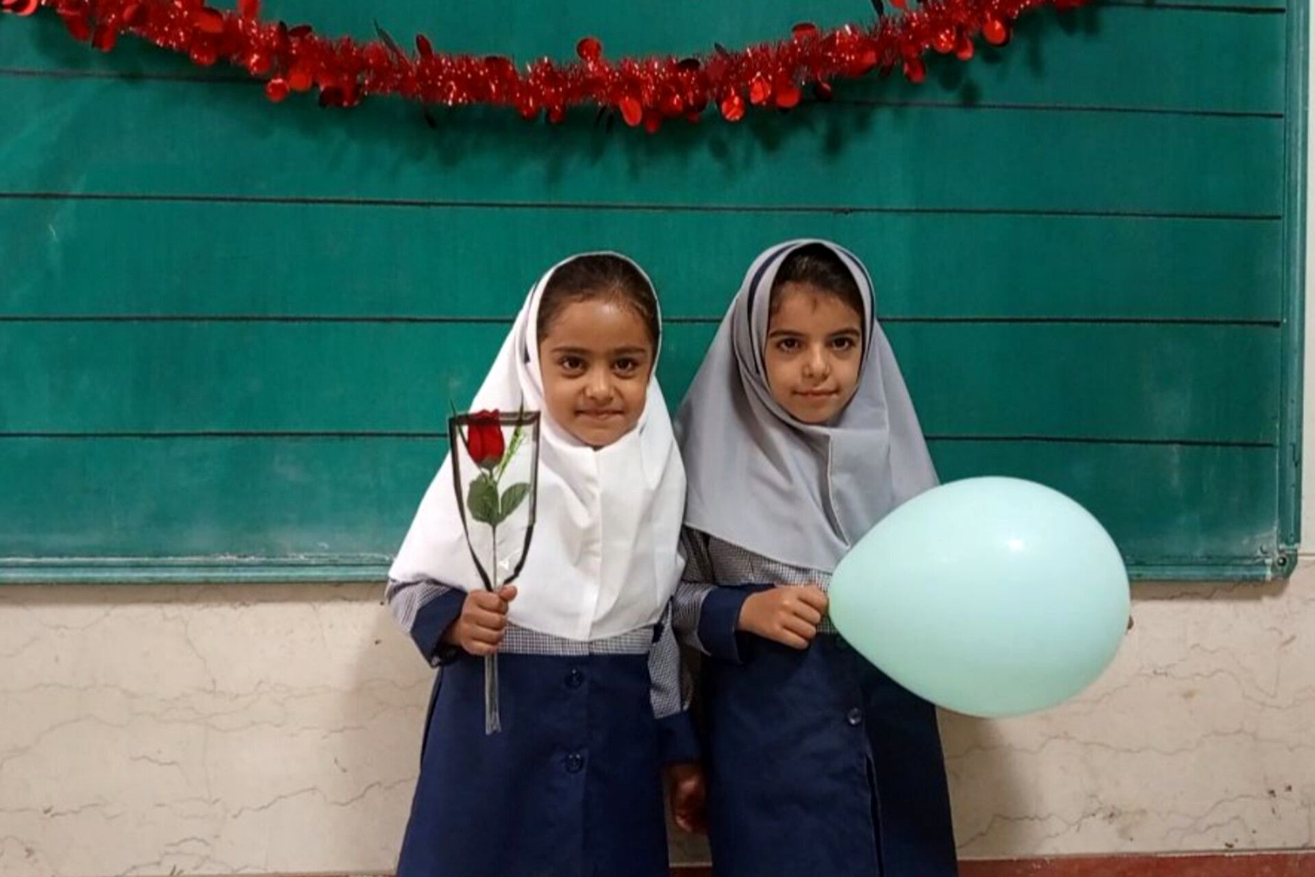 شکوفه‌های لبخند در لردگان نوید سالی پربار در مدارس نیایش و مهرآفرین