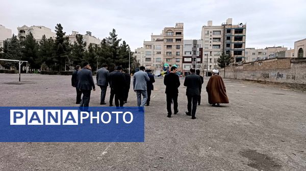 نشست صمیمی مسئولان با اهالی مسجد و محله فلاحی مشهد