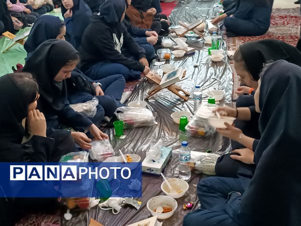 برگزاری برنامه‌ ویژه، به مناسبت ایام فاطمیه در امامزاده نیار اردبیل