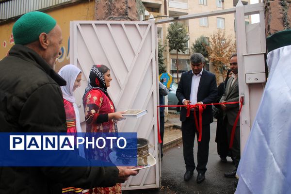  آیین افتتاح جشنواره ماها و ایران‌مون در دبیرستان خدیجه کبری پردیس 