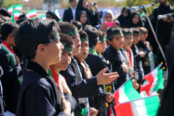 روایت دانش‌آموزان از حماسه ۱۳ آبان