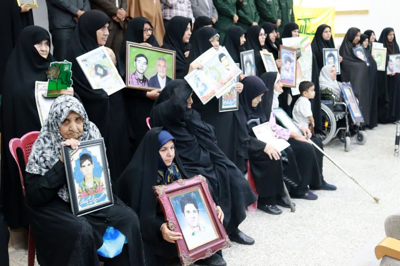 همایش مادران پرچم دار در شهرستان خلیلآباد